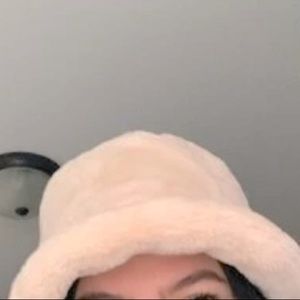 Tan fuzzy bucket hat